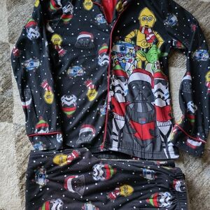 Star Wars Black Pajama Sets (2) Sets Of Christmas Pjs Soft Size M
